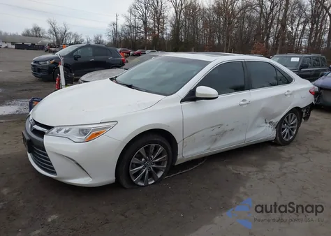 2017 Toyota Camry Xle V6 z USA, uszkodzony, nr VIN 4T1BK1FKXHU582304
